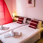 Folies Corfu Town Apartmanhotel 3*
