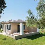 Hotel apartamentowy Folies Corfu Town Alepou