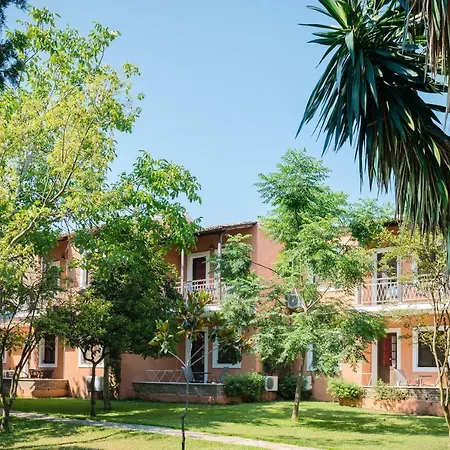Aparthotel Folies Corfu Town Alepou