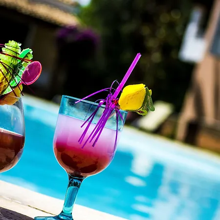 Folies Corfu Town Lejlighedshotel 3*
