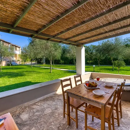 Folies Corfu Town Lejlighedshotel Alepou