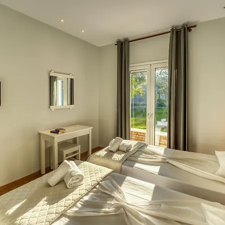 Folies Corfu Town Lejlighedshotel
