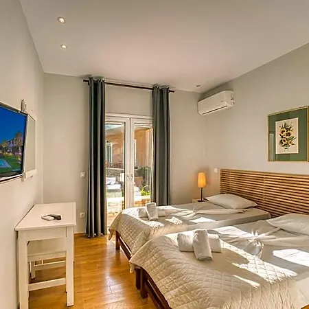 Aparthotel Folies Corfu Town