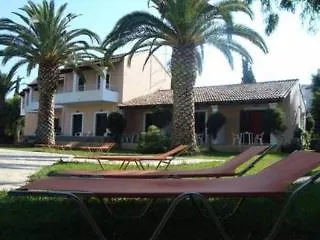 Folies Corfu Town アパートホテル