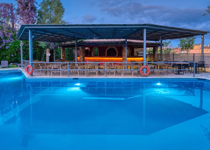 Folies Corfu Town Ξενοδοχείο με διαμερίσματα 3*