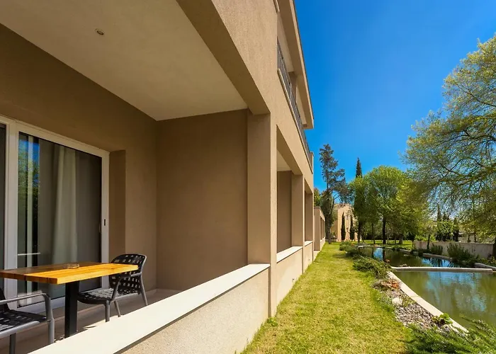 Aparthotel Folies Corfu Town Alepou