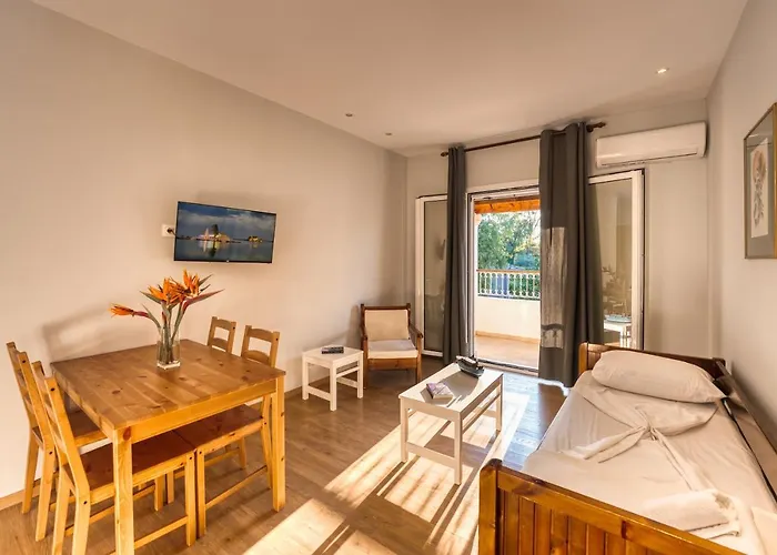 Aparthotel Folies Corfu Town