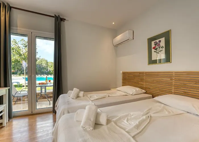 Aparthotel Folies Corfu Town
