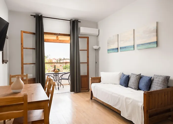 Aparthotel Folies Corfu Town 3*